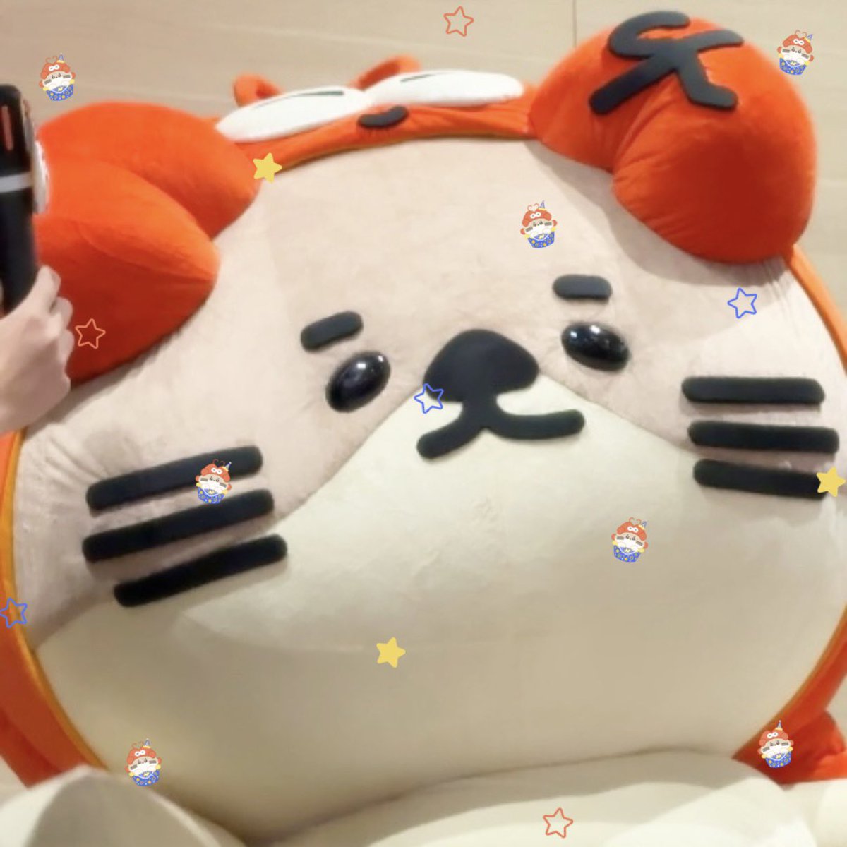 onenoniu's tweet photo. 🧁🤍🤏🏻 #NONGNOOONG
2Y LITTLE BOY NONGNOOONG  ̼̮᳗⸝ܸ︧ࣺ˄ࣹ˄⸜ܸ︨𞣒 ̼̬︧ᦣ𞣒⸃♡
#เจ้าตัวเล็กน้องนุ่งสองขวบแล้วงับ 

I made a nooong cup cake frame!! feel free to use on cute moments na 🖼️ ✨
☆ free for personal use ⸜̑⸝͂˖໋⸰₍⸝⸝രᢦര₎⸝⸝ި ʕᦏ⌎
﹂https://t.co/VR9ZFyZ2ER https://t.co/jTdw94glEp