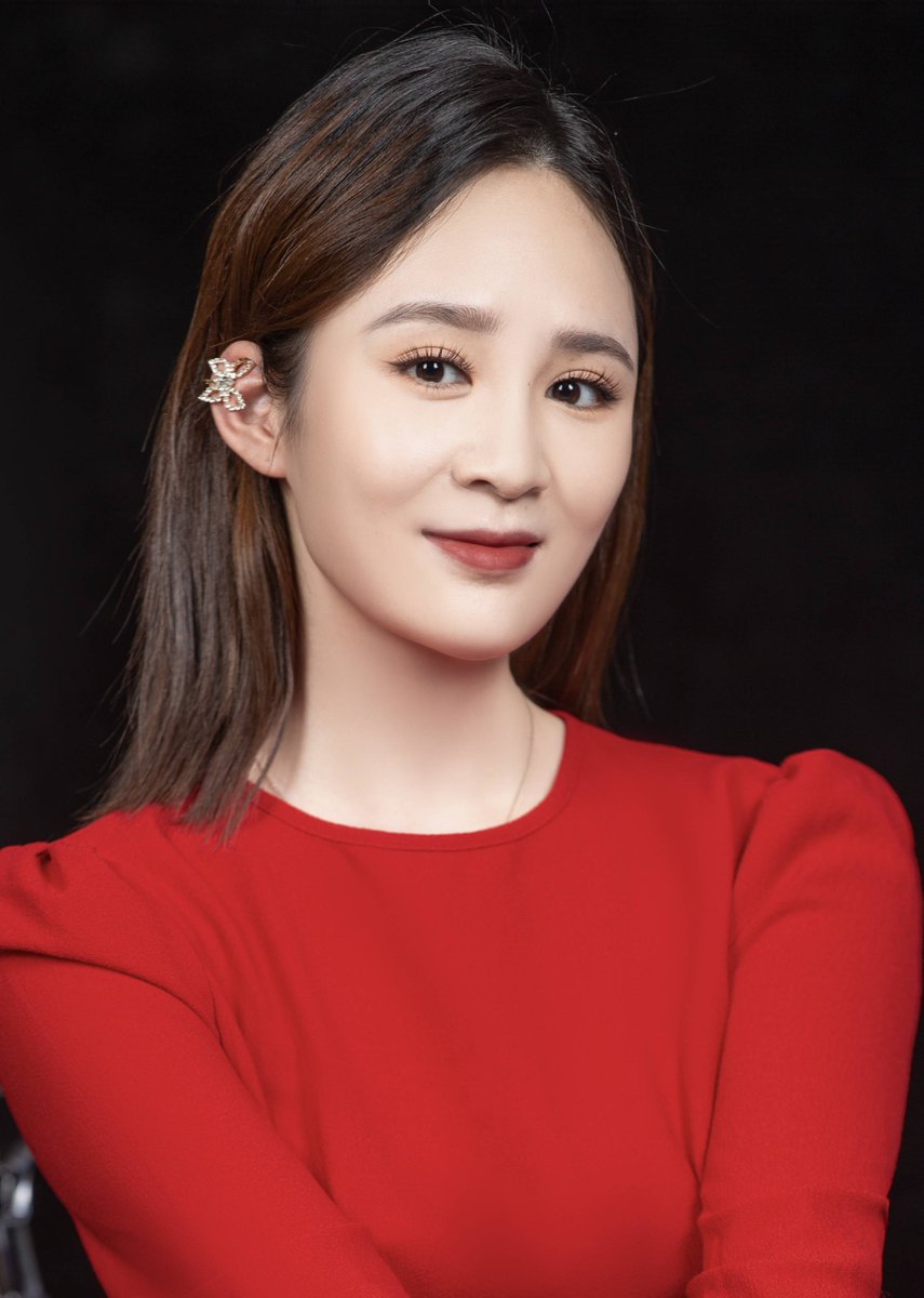 HLpxAgQ2glOm25n's tweet photo. [Song Qinxun brings fresh vibes to today’s event!]， https://t.co/MKMdWx4yIa