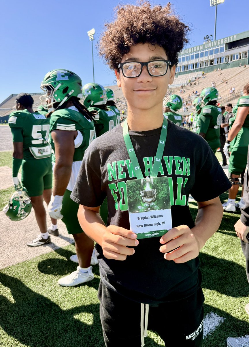 BWilliams2030's tweet photo. Had a great time @EMUFB for my first game day visit. Awesome atmosphere, great coaches/players, and an experience I won’t forget. Grateful for the opportunity to be there and take it all in. Go Eagles! 🦅 #ETOUGH 

@AlanHensell @EMUFBRecruiting @coach_glynn9 @CoachCuz247 @MichFBFrenzy @Coach_Creighton @GregJones5353 @SmTownScouting @AllenTrieu @TheD_Zone @QuarterbackUniv @quarterbackmag @ScoutTyGraham @247recruiting