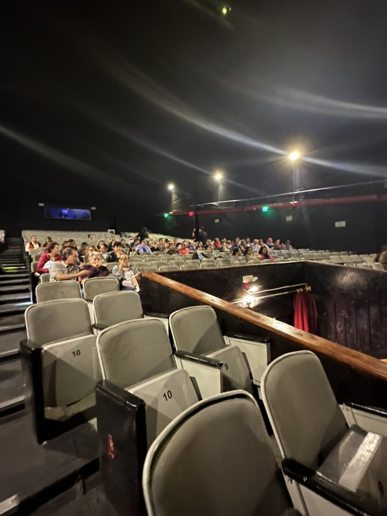 OscarBlancoCdmx's tweet photo. #ExploracionUrbana Sensacional!! El antiguo Cine “Ciudadela” de 1973 resurge como Teatro “Balderas”, precios accesibles con estacionamiento, Balderas 108, Centro #CDMX 🇲🇽🕷️ https://t.co/cMh2Qo32oz