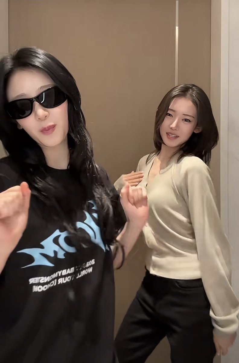 Blurriata's tweet photo. I love this duo (soooooo perfect π) Oh my oh my my π€£π€£β€οΈ #babymonster #ropha @YGBABYMONSTER_ #yg https://t.co/5v1KGzVvLS