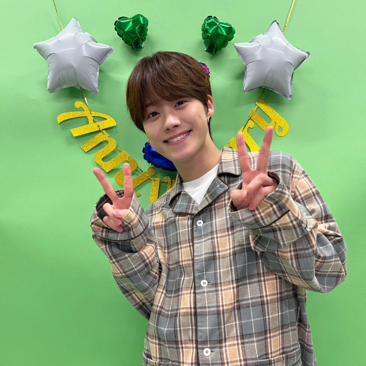 FAMILYCLUBweb's tweet photo. ━＼GO！5！#号外なにわ男子／━

⋱アーカイブ🆙⋰
｢#なにわ男子7人でつなぐ生配信📺｣
💚RELAY05 #大橋和也

━━━━━━━━━━━━━━━

大橋のメンバー愛が
たっぷりなエピソード続々!!🗣️ 💌
その模様を、ぜひ何度でも！

🔻アーカイブはこちら！🔻
https://t.co/X63KROWwnX https://t.co/4D2RYpzY8h