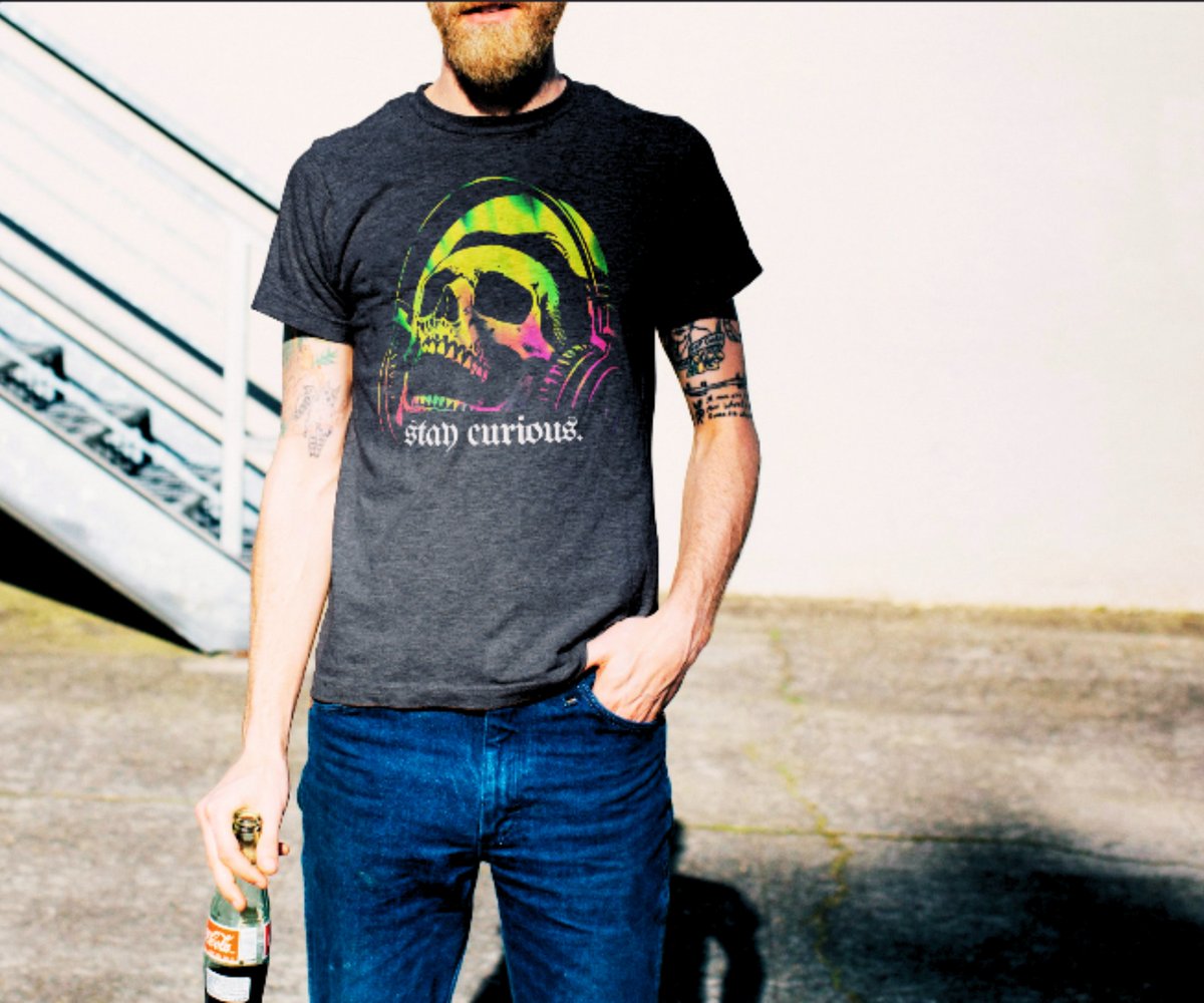 tryptascene's tweet photo. Stay curious tee
Available now https://t.co/SWqqgllAAC

#trippyart #trippytee #trippyartist #skullart #skullartist https://t.co/jJ32AAJ1HU