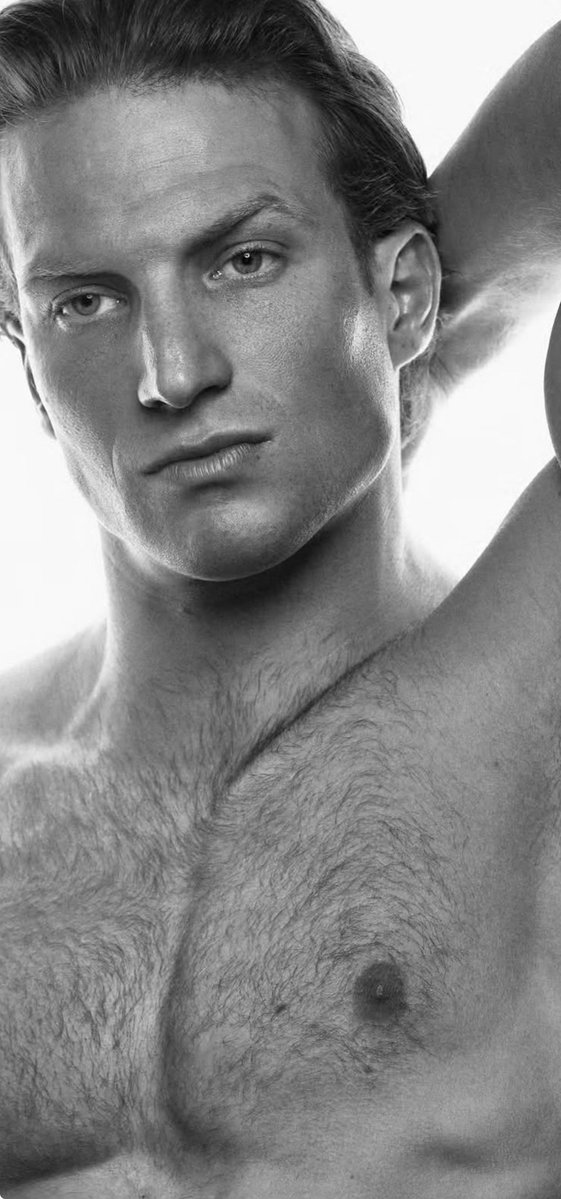 sanfcosex40's tweet photo. #joaquinarnaudo #joaarnaudo #joa 🤤🔥💦🍌 que rico macho gringo! https://t.co/PX6JBYPJX3