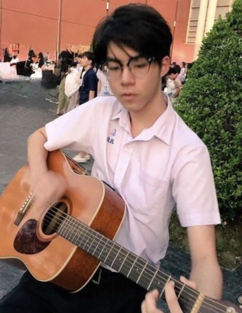wavetheearth's tweet photo. he's THAT one science high-school senior that you'll never forget. canon-event yata sa lahat ng girls na magka-crush sa kanya kasi he's that guy #jj_rcp https://t.co/ylOWCFkz8n