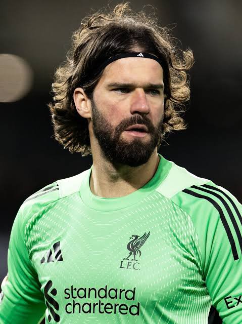 Boemiosfc_fx's tweet photo. Mão de Alface aki não porra! Não inventem essa bosta no Santos.
#AlissonNao não fode santos. https://t.co/FwXIxvzLno