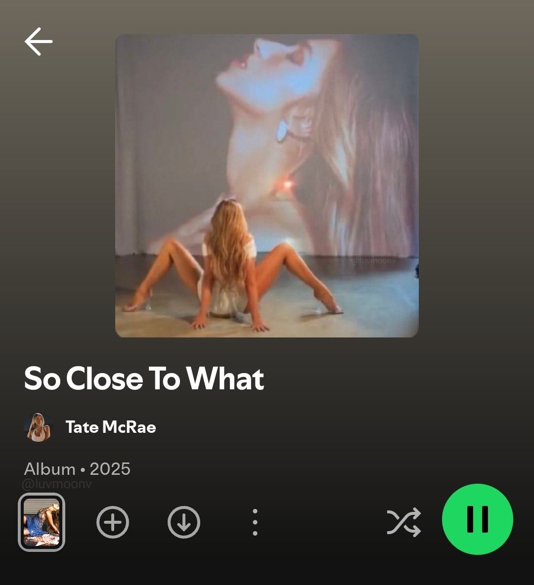 erenfromtargets's tweet photo. thinking about when Tate McRae couldn’t decide on a album cover https://t.co/nv0B37HXbk