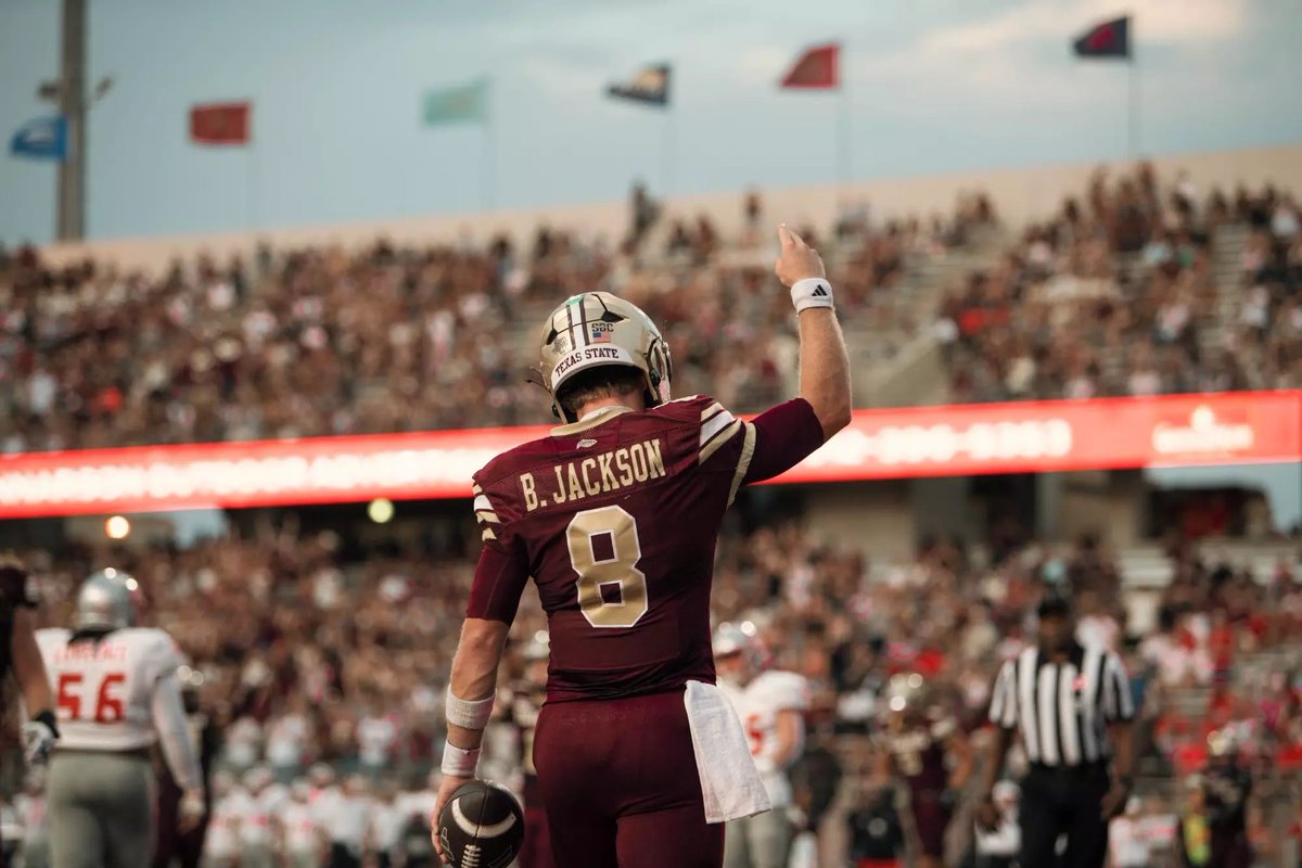 NCAAFNation247's tweet photo. Week 4 Performance

QB Brad Jackson - Texas State

• (17-20) 244 Passing yards 5 TDs
• 3 rec 10 yards https://t.co/69e0JGRp33