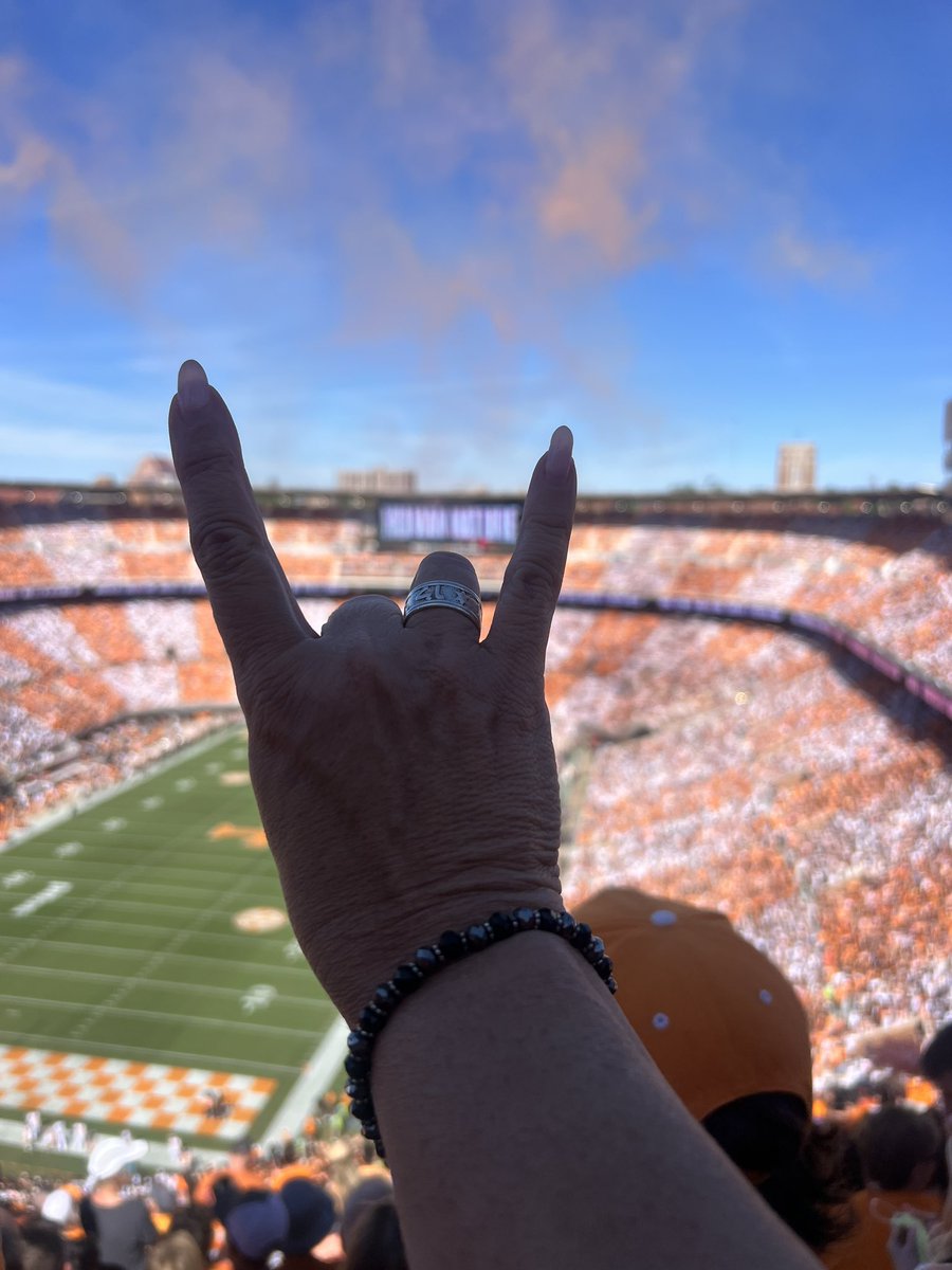 AGTZ's tweet photo. @TexasFootball https://t.co/3QhTsLfTS1