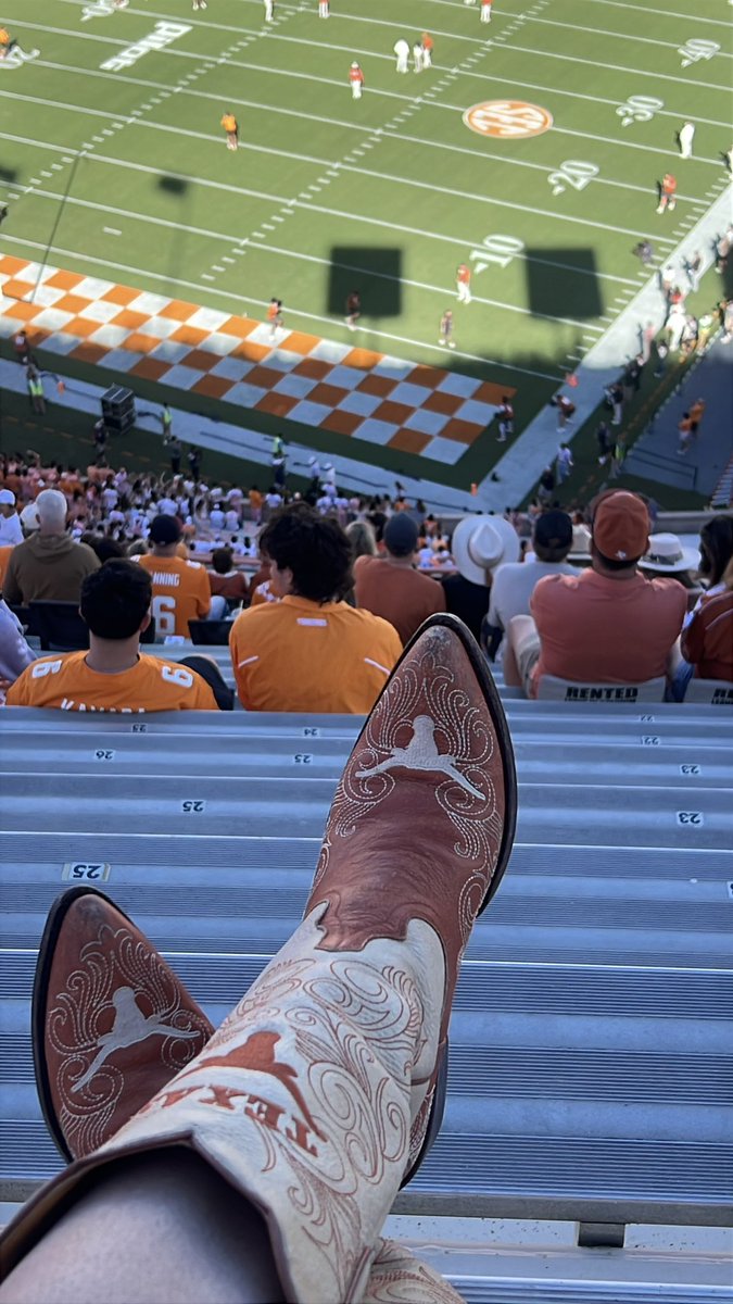 AGTZ's tweet photo. @TexasFootball https://t.co/3QhTsLfTS1