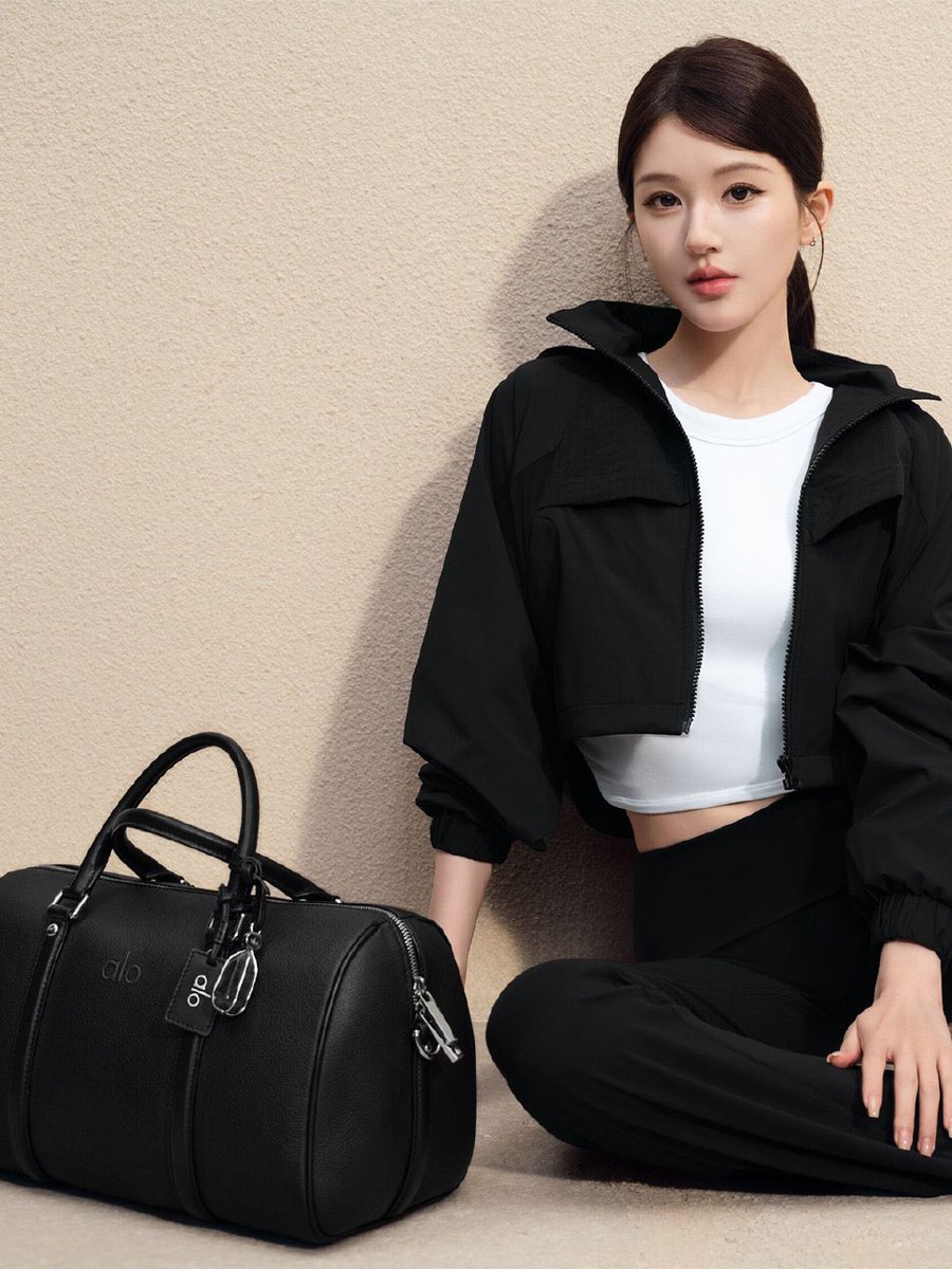 youniebear's tweet photo. ALO has officially announced #zhaolusi as their global brand ambassador 🖤

ugh the pics look so good https://t.co/FM3FtZbccs