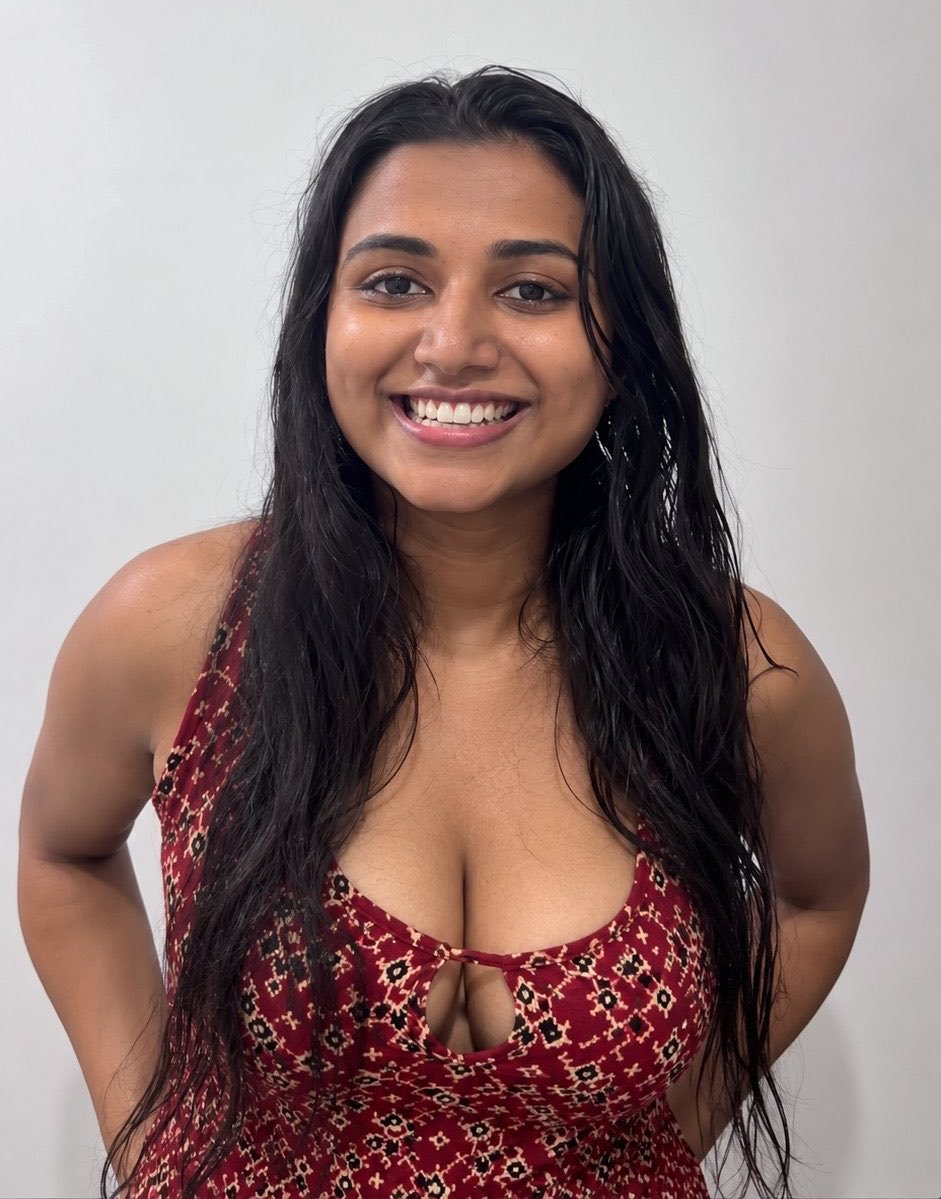 queenhobby01's tweet photo. Me~Deii.. bathroom la ½ hour ah Yenna da panura?

Frnd~Inum kanji varala da..

Me~Yenaku urine poganum open panu..

(Opens door with erect 🍆)

Me~Yena da romba kastam padura pola, help pannanum?

Frnd~Un akka dress potu adichi viduriya?

Me~Poruki seri vaa panuran https://t.co/MJF6EmxQXK