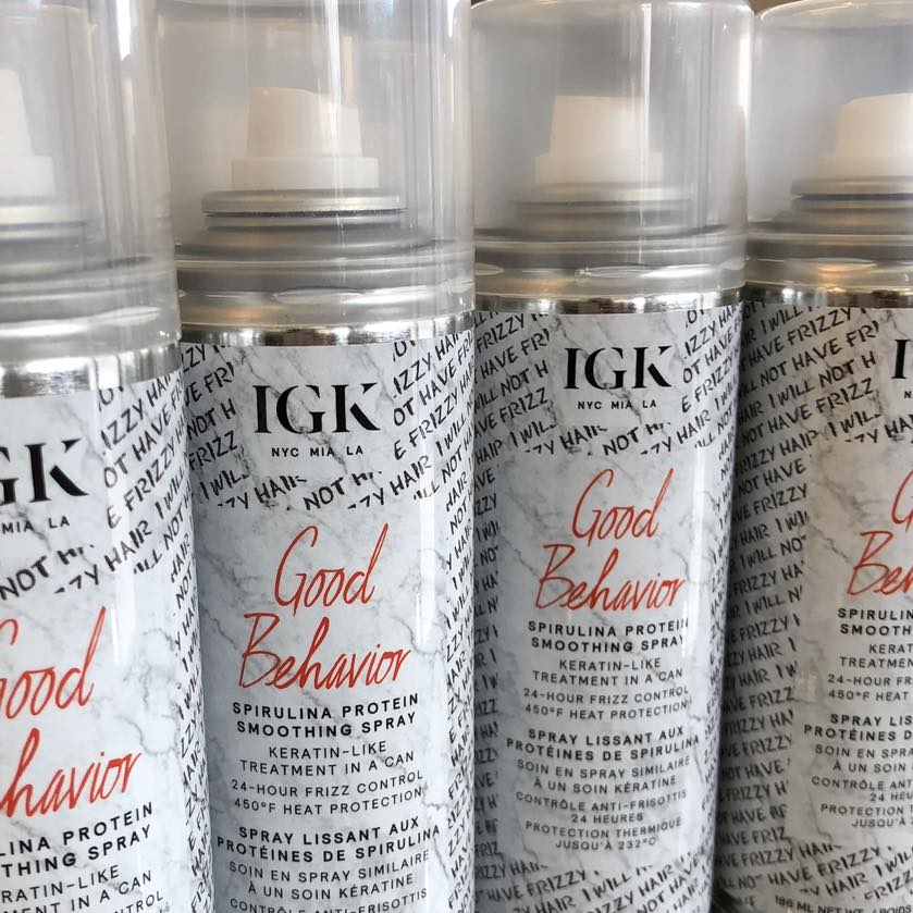 laylatorresi0d5's tweet photo. This smoothing blowout spray helps tame frizz and resist humidity, delivering sleek, glass-like shine. It provides 24-hour frizz control, UV protection, and heat protection up to 450°F. Get it at NC. https://t.co/W0hRf4JyOG