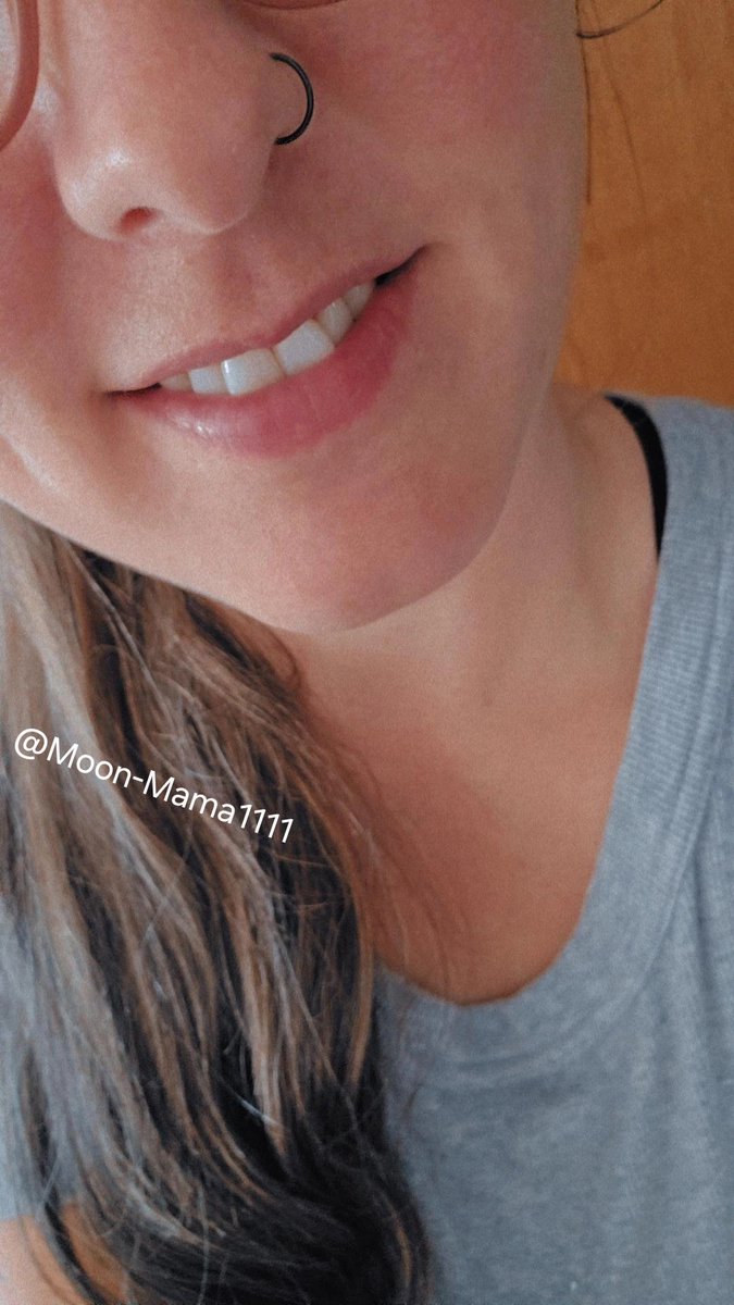 MoonMama1111's tweet photo. Okay, your turn to satisfy my curiosity. 😏

What’s your oddly specific thing? The one that makes you go, “Yep… that’ll do it.” 👀😂

Feet? Armpits? Tummies? Something completely unexpected?

Come on....don’t be shy now. 😈 https://t.co/umbMafIJSH