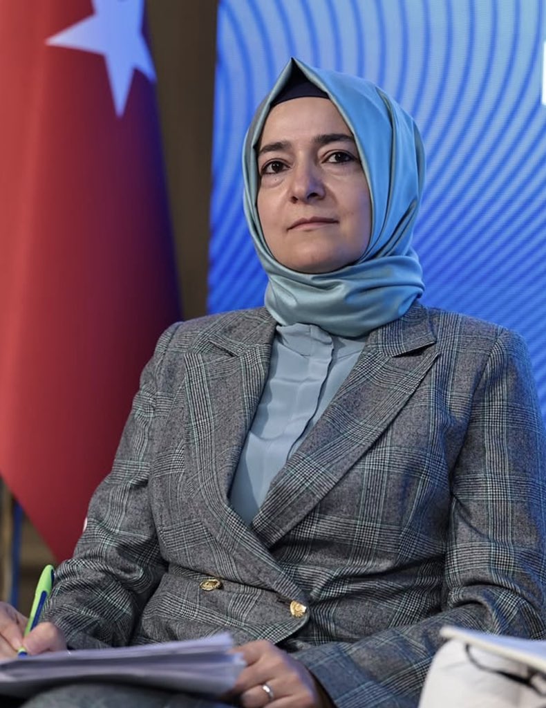 postmbjk's tweet photo. — Gazeteci İsmail Saymaz: “AK Parti kaynaklarından edindiğim bilgiye göre Cumhurbaşkanı Erdoğan, Genel Başkan Yardımcısı Fatma Betül Sayan Kaya’nın ‘af’ talebini kabul etti.” https://t.co/5c0NBfuIEo