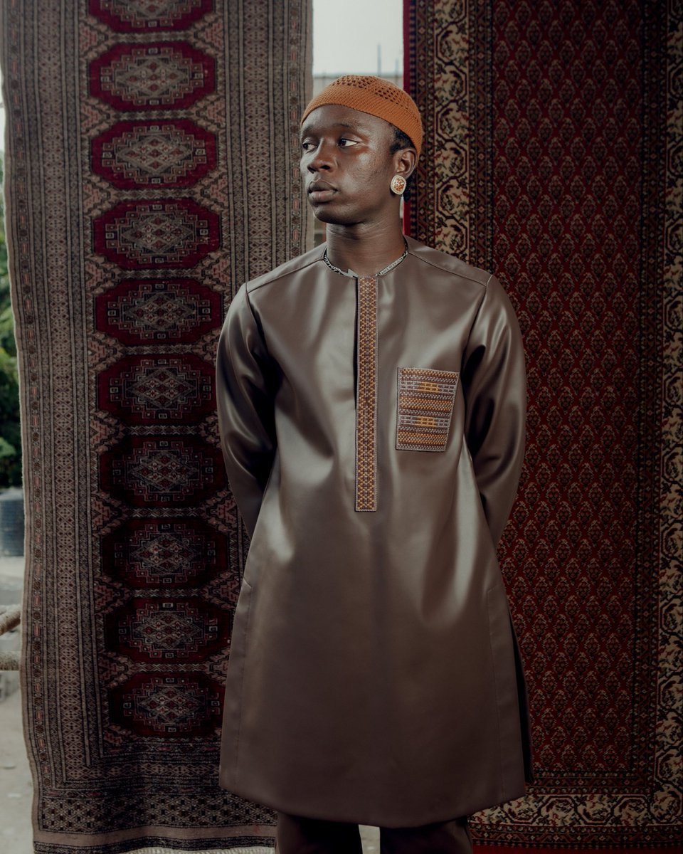 Fahlil0's tweet photo. Introducing “GWAJI COLLECTION”
The first ever leather kaftan collection . https://t.co/dq9LUqhhR3