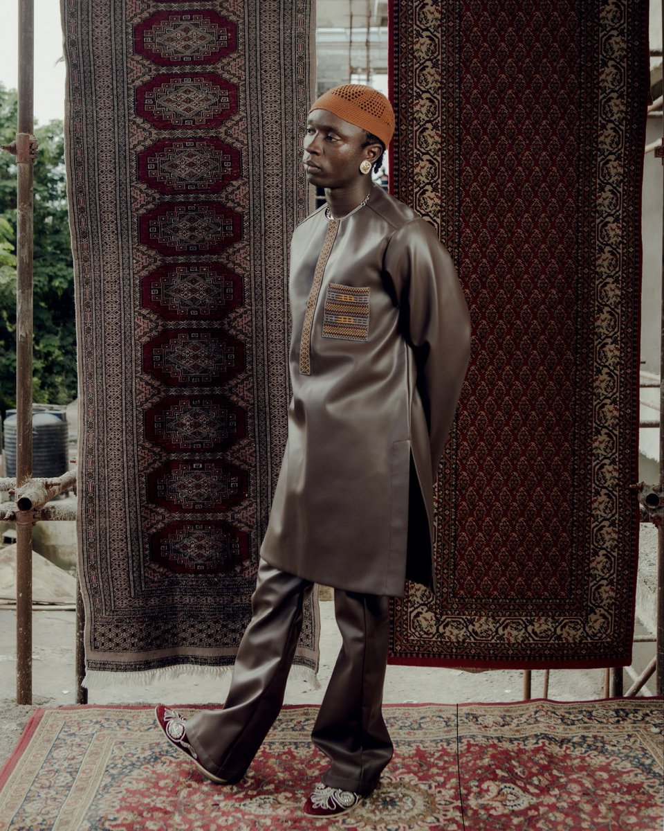 Fahlil0's tweet photo. Introducing “GWAJI COLLECTION”
The first ever leather kaftan collection . https://t.co/dq9LUqhhR3