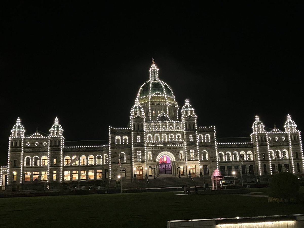 CallaghanPeter's tweet photo. Can t believe I ve never been to Victoria, BC before. More urban than I expected, especially for a city of 100k. https://t.co/jD7g2CWYMX