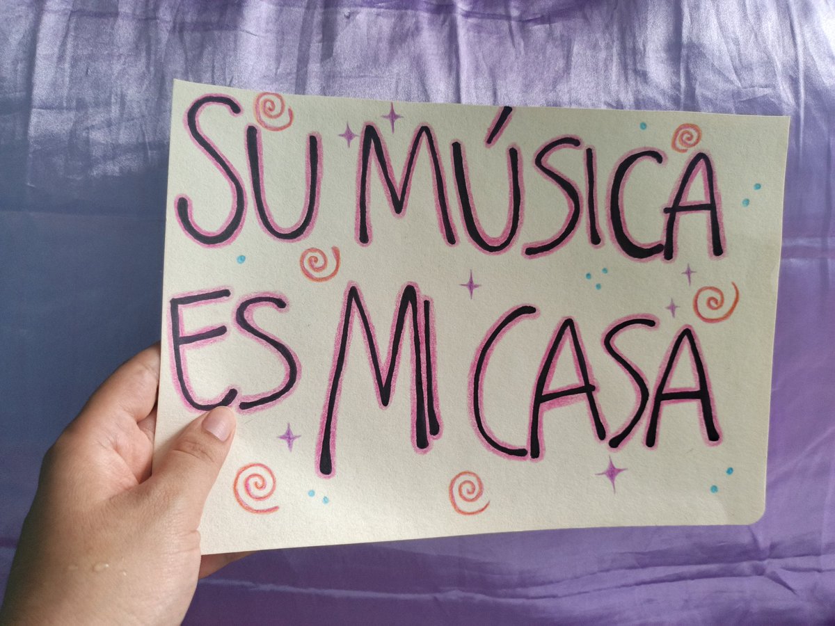 Oh_Armeo's tweet photo. Me tocaría hacer muchos carteles para las canciones que quiero escuchar así que toca que alguien más se ponga la diez y pida las poderosas. Me falta hacer otro con Cypher 3 y House of cards 🫢 https://t.co/fCkB5QczjT
