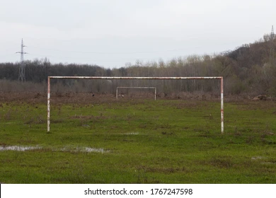 cov_t0's tweet photo. what big 6 fans think the championship is like: https://t.co/qR6mgG11p1