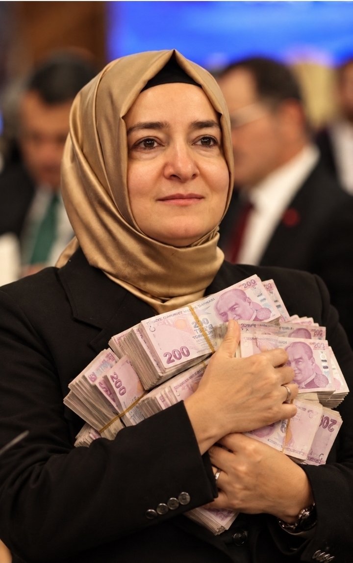 TersAdam_'s tweet photo. Fakir emekliler
Böyle imana gelin
Allah da size versin lan https://t.co/LglKpEnZmF