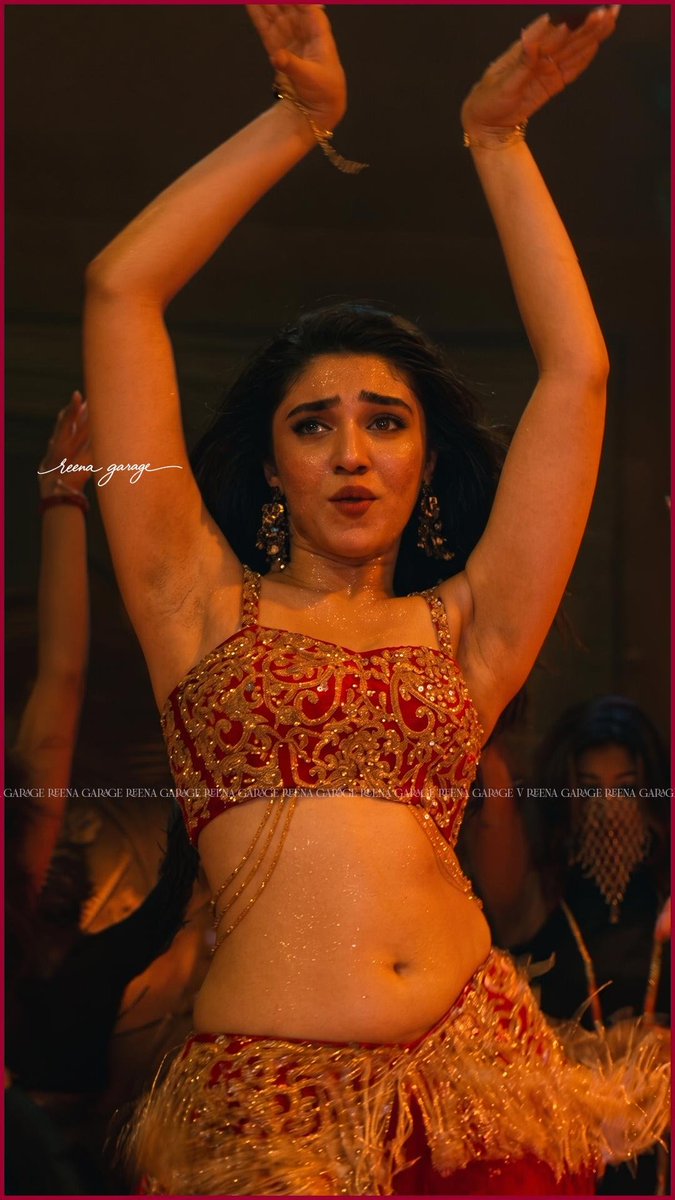 Omega191918's tweet photo. Krithi Shetty setting the screen on fire in “Abdi” with stunning moves and irresistible glamour. 🔥❤️‍🔥

#KrithiShetty #Abdi #SouthCinema #Tollywood #Glamour #Trending #Viral #X https://t.co/sEgDdJv1vC