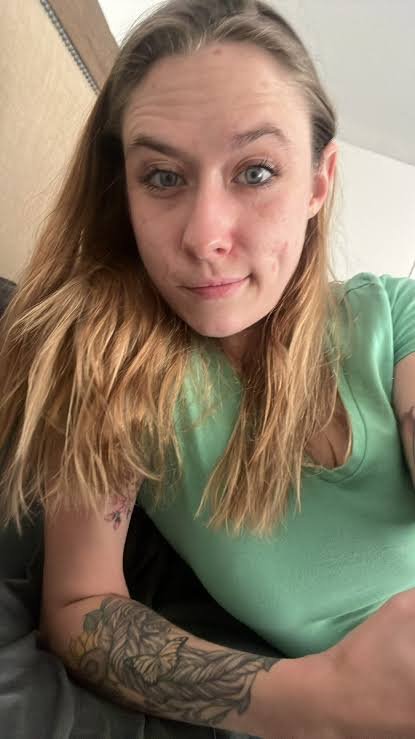 angel_lily15868's tweet photo. Be honest do men still like girls without makeup https://t.co/qzyyWRxKkG