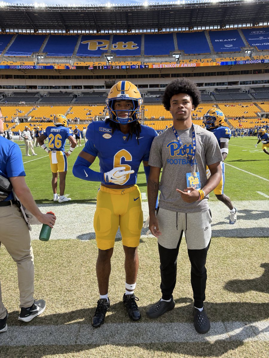 NehemiahMoton_'s tweet photo. Had a great time at Pitt today in their big win, can’t wait to comeback up and continue building relationships thanks for the invite! @TreyKingDPP @PghSportsNow @ARCHIECOLLINS_ @graham_wilbert https://t.co/B1idxFatWt