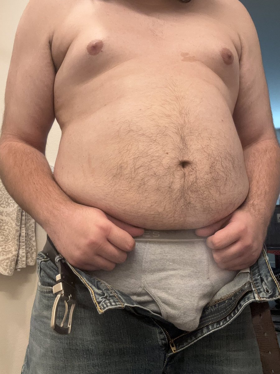 dessyd00's tweet photo. Welp :3 it’s #fatboyfriday https://t.co/69XsVxpi8E