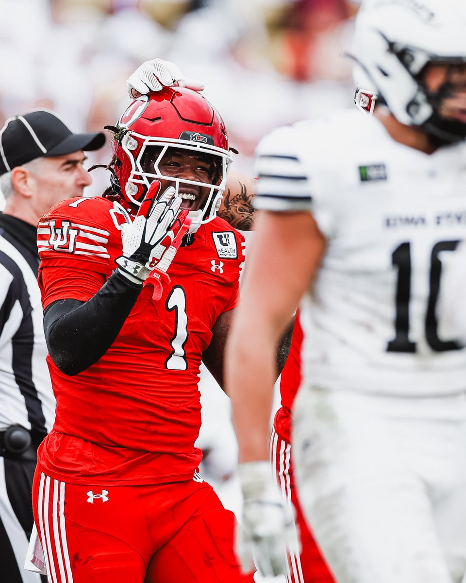 Utah_Football's tweet photo. .@WayshawnParker put on a show in that first half🍿

🔴 144 all-purpose yds
🔴 2 rush TD

#GoUtes | #RSNB https://t.co/d148c9vt6S