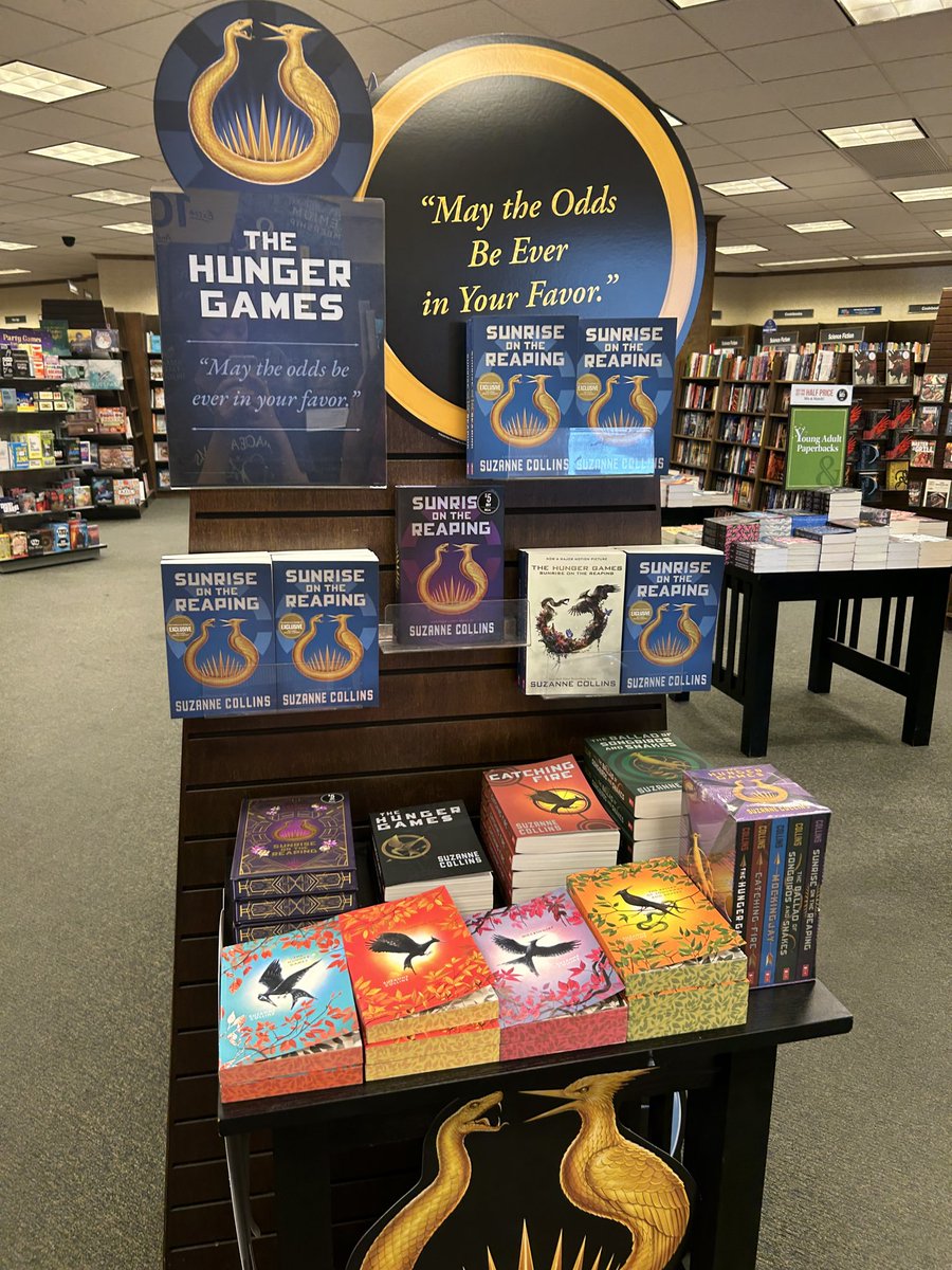 daylightlvrs's tweet photo. walked into barnes and noble and found the doom&amp;despair table https://t.co/Qlj3T3AjWc