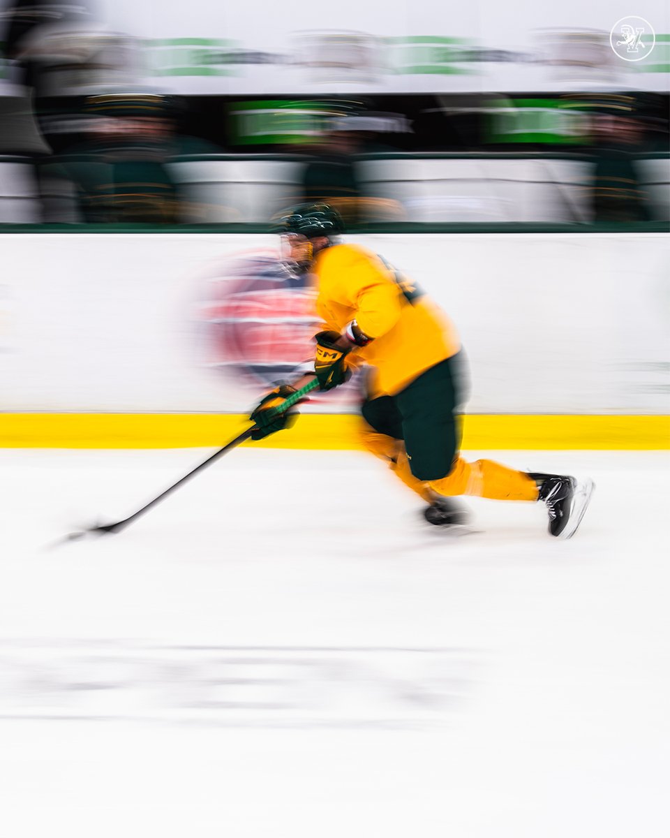 UVMmhockey tweet picture