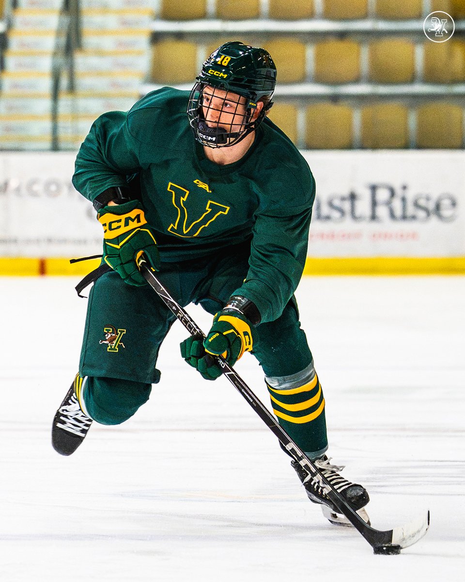 UVMmhockey tweet picture