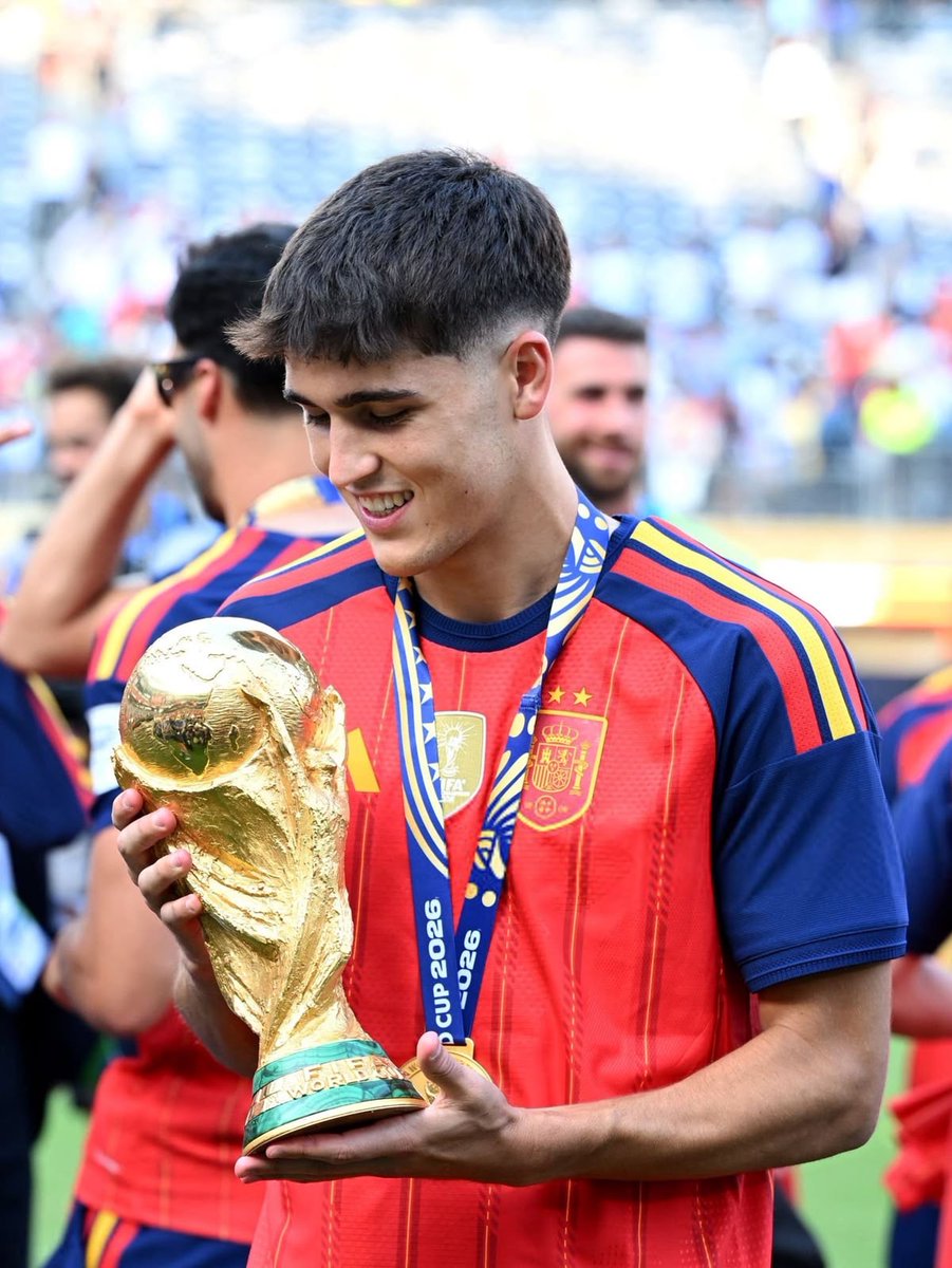 ContextfreeFCB_'s tweet photo. 🚨 BREAKING: Cubarsi becomes the youngest ever defender to beat Messi, Ronaldo, Mbappe and Harry Kane on the International Stage. 

He did it in 4 back to back games in a row. https://t.co/3VdeetBYkF