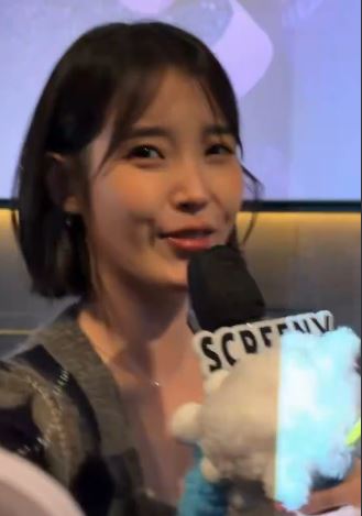 pradaUAENA's tweet photo. Gd morning, happy Sunday 🌞@OurUHK UAENA Filipe & UAENA across the world 🥹🥺
After IU get diagnosed "tube dysfunction", really happy Jingni looks chubby & healthy.
Spread love to Jingni,UAENA 💕︎ ♡🥺
#IU
#UNKNOWNPLANET
@_IUofficial
https://t.co/etxUBcSGL7 https://t.co/q7N9vd13hs