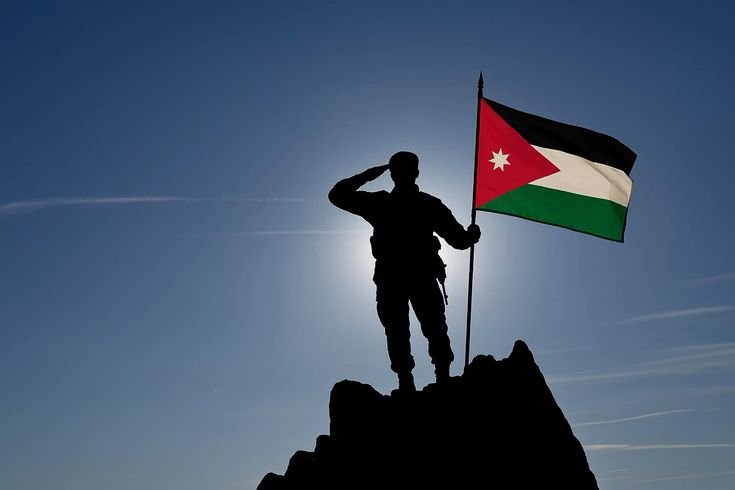 nad_jazy's tweet photo. حبات رملك ثمنها روس و آرقاب
والكل منّا .. دفاع وراس حربة

#الأردن https://t.co/CI54MEmsY7
