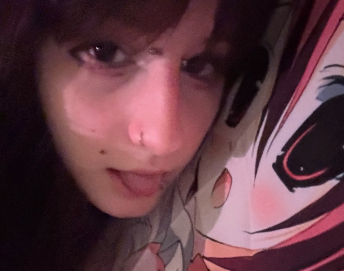 UWUb2t's tweet photo. https://t.co/Zv3UbmUCfW