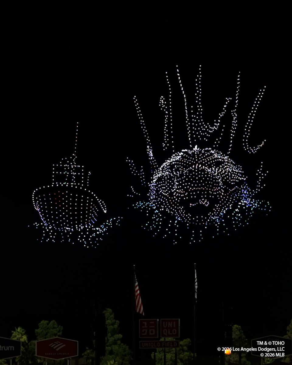 KaijuNewsOutlet's tweet photo. The @Dodgers held a Godzilla Minus Zero Night this week that featured a Godzilla-themed drone show. https://t.co/1ZDsDT901n