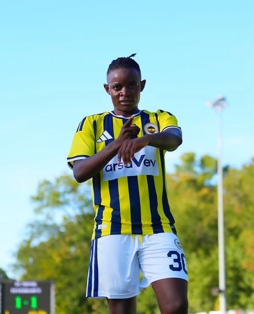 MCFoot237's tweet photo. 🔴 INFO - Gisèle Manga a inscrit un doublé lors de la large victoire de Fenerbahçe F (1-4) contre le Minsk FC à l’occasion du match aller du deuxième tour des qualifications de l’UEFA Women’s Europa Cup. 🦁🇨🇲

Colette Ndzana était également de la partie avant de céder sa place.👏🏽 https://t.co/drZCfP0pRY