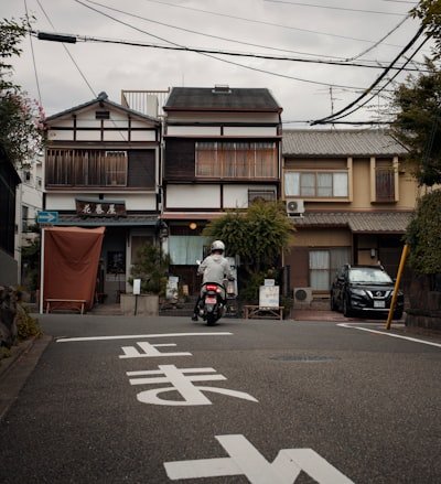 PryorJon's tweet photo. コンビニのアイスコーナーで新商品見つけた時の、あの小さな幸せ感って何なんだろう☺️ https://t.co/A3rFWADByB
