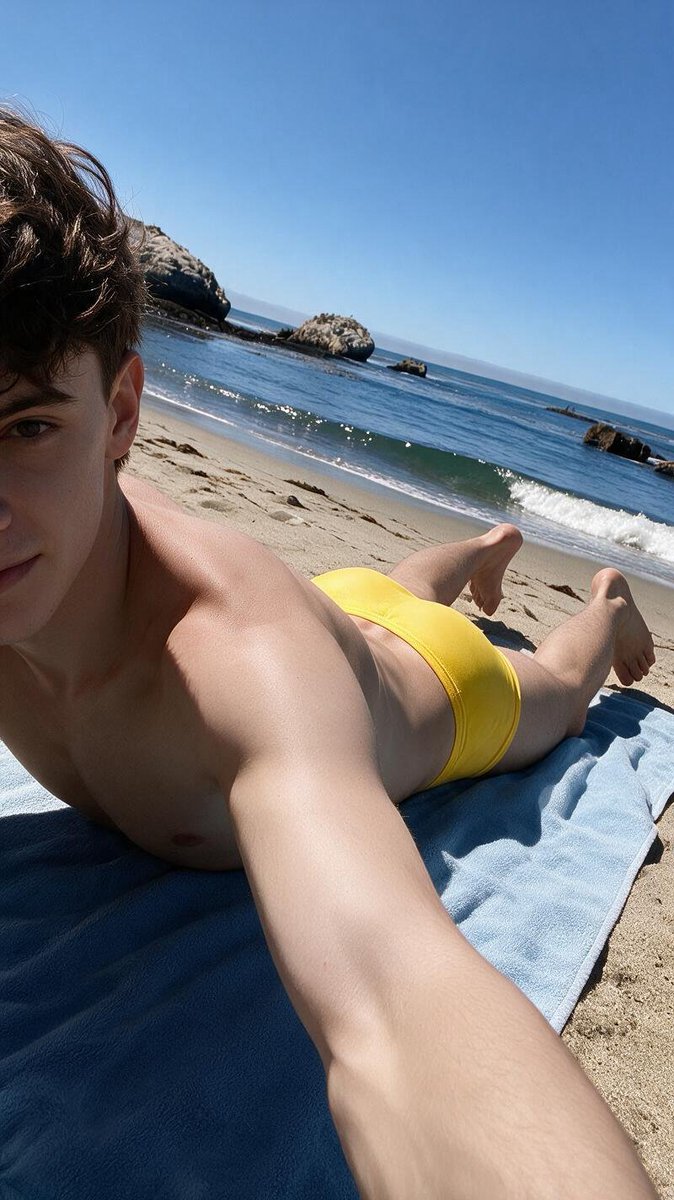 tonedmilo's tweet photo. sunkissed ☀️ https://t.co/whOn2Par4K