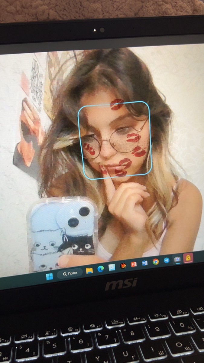 tyuushenka's tweet photo. как будто бы надо рассказать о себе

17 лет
infp
состою в отношениях🤭
работаю где придется(на рандом)
играю на гитаре
люблю рисовать и фоткать
читаю книжки и мангу(есть книга реп фрийстайл для чайников)
смотрю ВСЕ
безответно влюблена в саске

буду рада новым мью и друзьям!! https://t.co/OA0bREVHAf
