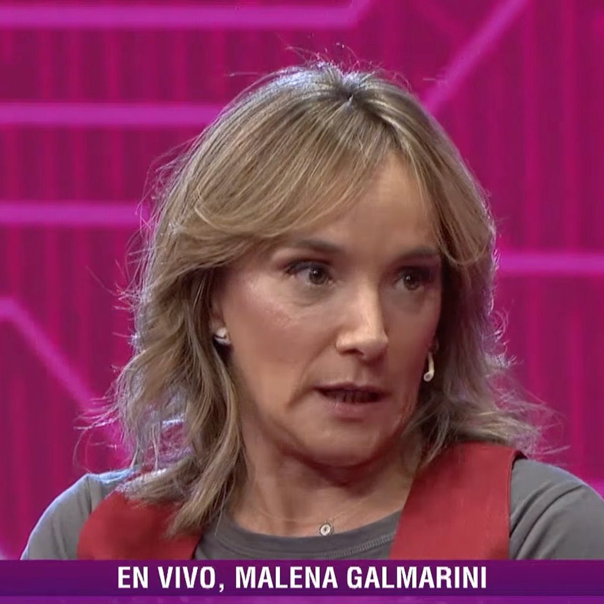 elprofesorcaleb's tweet photo. Reapareció Malena Galmarini y justificó su viaje a Barbados con Massa porque un amigo les prestó el avión.

Si esto lo hubiera hecho Adorni, sería un escándalo 24/7. Pero como son K, nadie dice nada.

Impunidad total. https://t.co/zLXpd8By7f