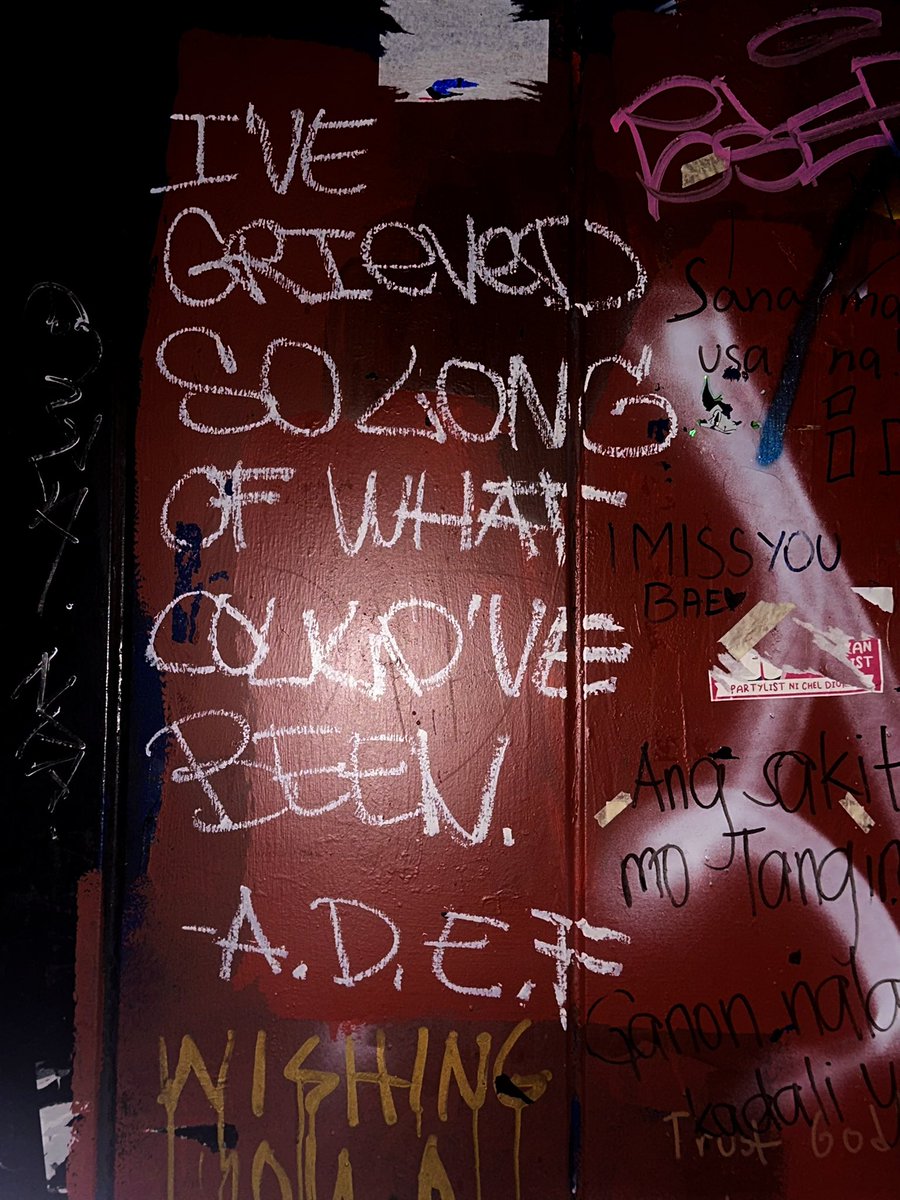 IZIENRA's tweet photo. ust gate 6 graffitis, u will be missed 💔 https://t.co/T679LhBKOF