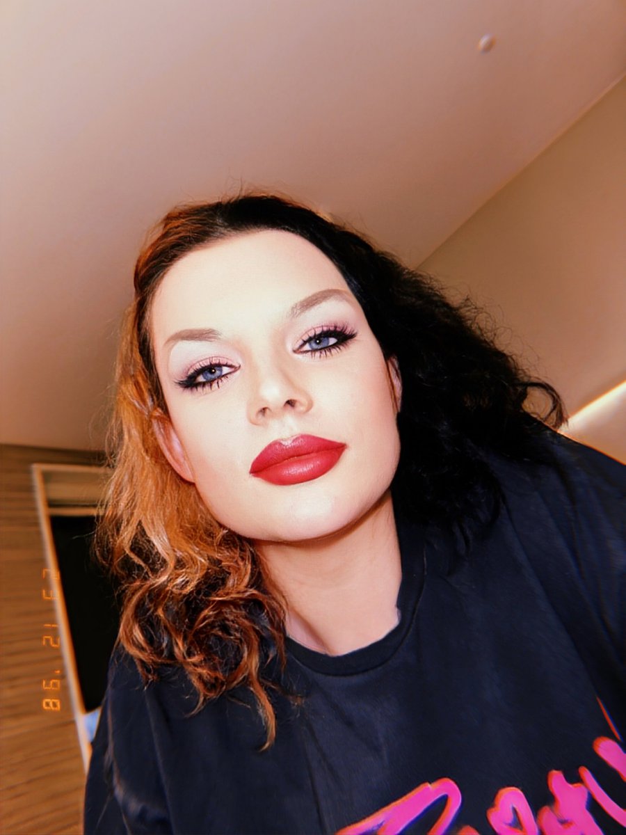 WitchotEast's tweet photo. At what point are the bigots on this page just going to admit they're in love with a trans woman? 🏳️‍⚧️ https://t.co/olEc7SZvUy