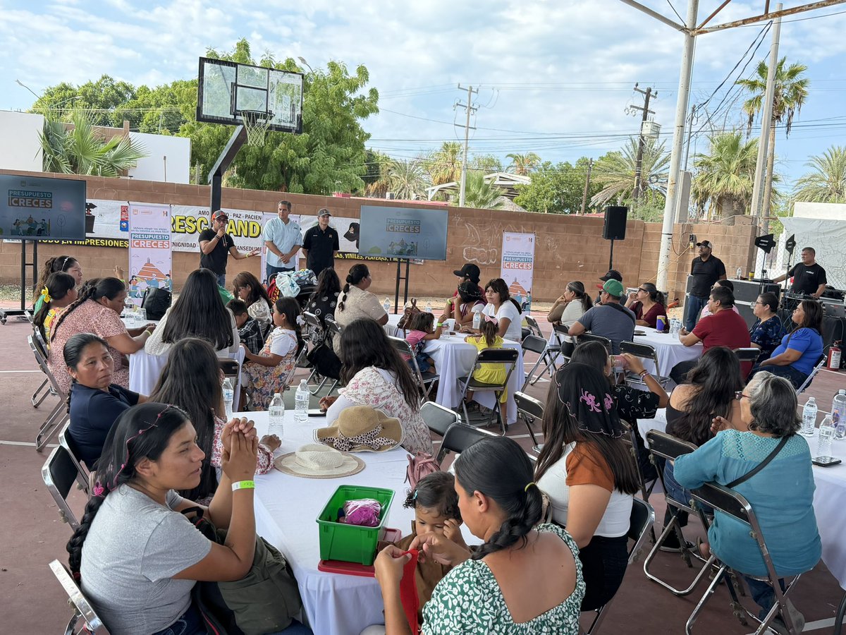 RamonCorralA's tweet photo. Hoy estuvimos en Bahía de Kino, escuchando a vecinas y vecinos en la Asamblea del Presupuesto CRECES. 🙌☀️

Un espacio para compartir ideas y propuestas que ayuden a mejorar su comunidad. https://t.co/QujIYZFzxx
