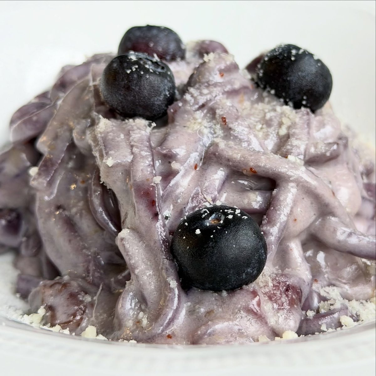 ReynaGeetercm's tweet photo. Blueberry fettuccine with Taleggio and Fontina cheese. Intense, rich and lingering—a first course for lovers of bold flavors. Seafood, meat, vegetarian dishes and Roman pizza await you at our beautiful venue. Open daily for lunch and dinner. https://t.co/ERpoxvE7Fu