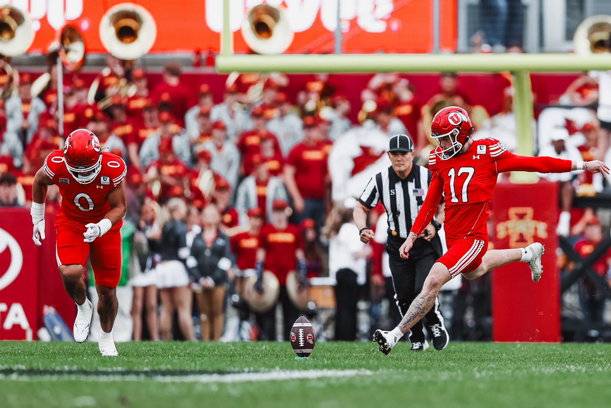 Utah_Football's tweet photo. 2nd half in Ames is about to get goin’‼️

#GoUtes | #RSNB https://t.co/YO2tqqq7wU