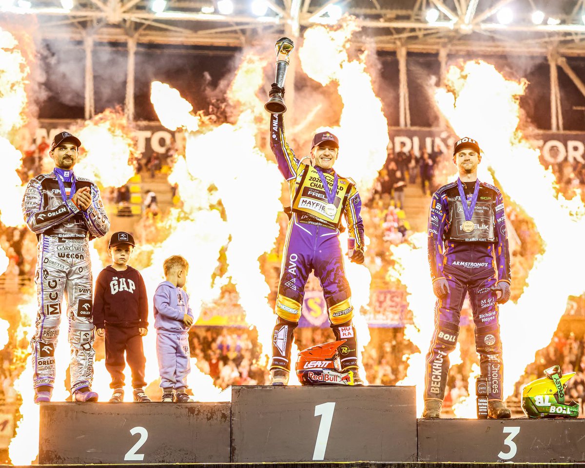 SpeedwayGB's tweet photo. 1️⃣ Tommy Price
2️⃣ Freddie Williams
3️⃣ Peter Craven
4️⃣ Peter Collins
5️⃣ Michael Lee
6️⃣ Gary Havelock
7️⃣ Mark Loram
8️⃣ Tai Woffinden
9️⃣ 𝗥𝗼𝗯𝗲𝗿𝘁 𝗟𝗮𝗺𝗯𝗲𝗿𝘁 🏆

🇬🇧🇬🇧🇬🇧🇬🇧🇬🇧🇬🇧🇬🇧🇬🇧🇬🇧

📸 @taylanningpix https://t.co/cjtIJelQku