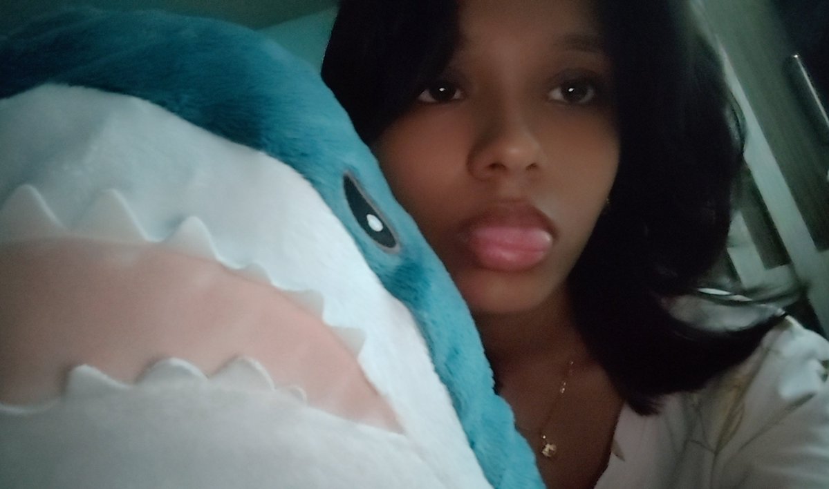 keizzuki's tweet photo. #hrtzonselcaday #KEITEN #helpmeiamgaygayagaygay #sharkbuddies https://t.co/bzPmz5vQuI